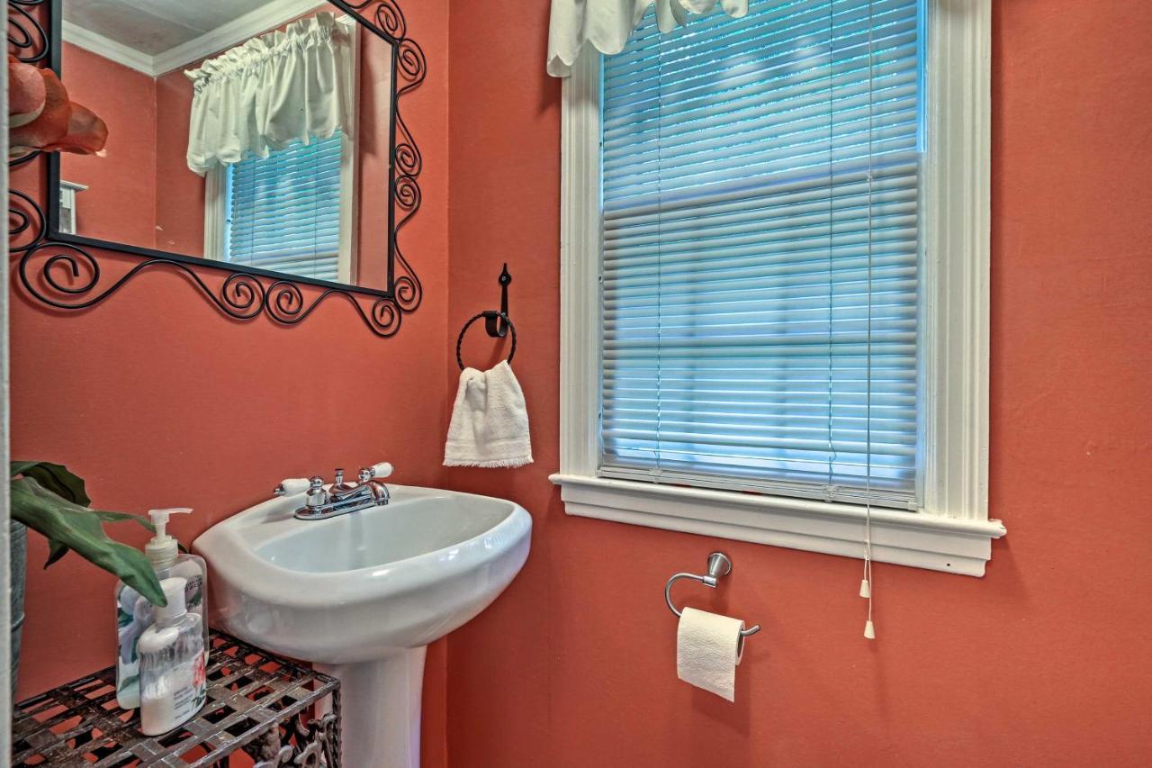 Historic Essex Home With Large Yard Near Downtown! מראה חיצוני תמונה